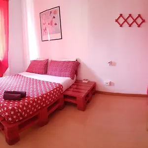 https://uptown-bed-and-breakfast-bergamo.italymilanhotels.net