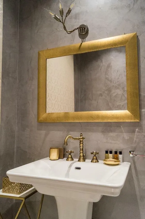 Bed and Breakfast Ilsanleonardo Бергамо 2*,  Италия
